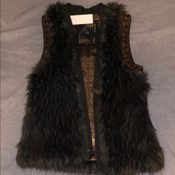 Guess faux Fur Vest - Picture 1 of 5